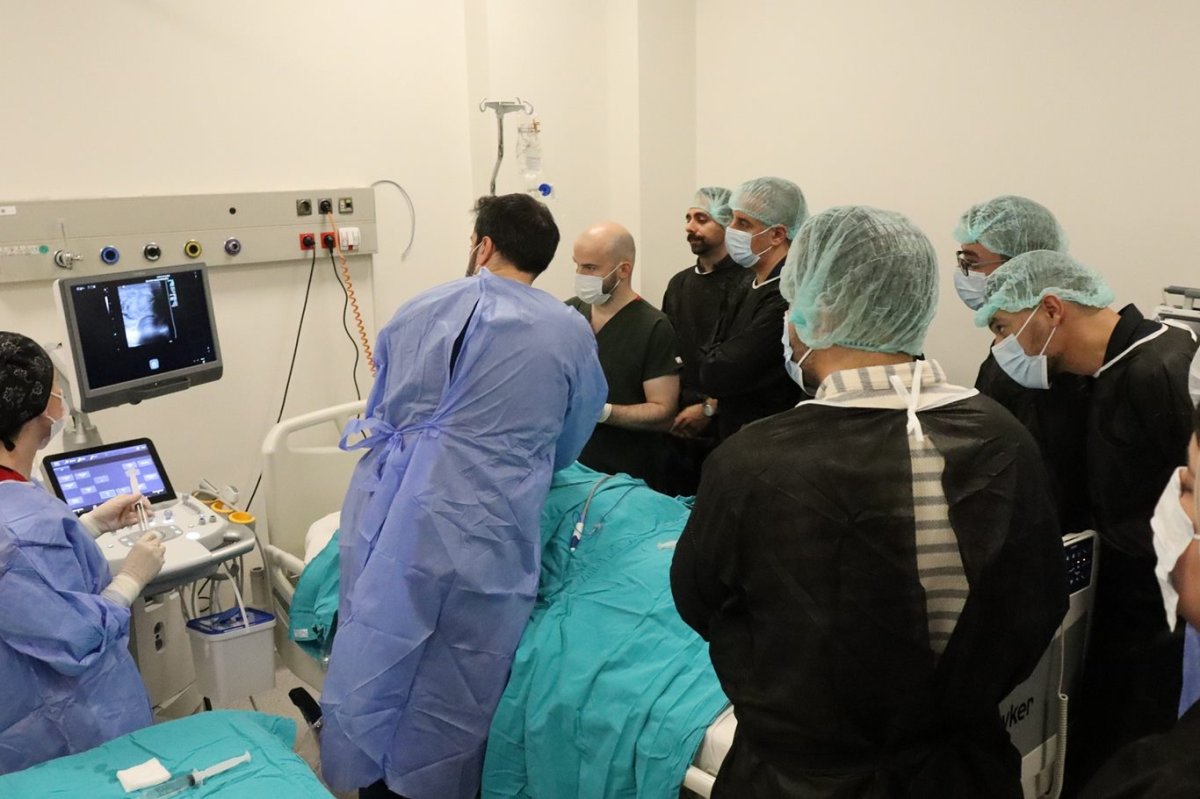 Tiroid ve paratiroid hastalıklarında uluslararası eğitim Bursa'da gerçekleştirildi