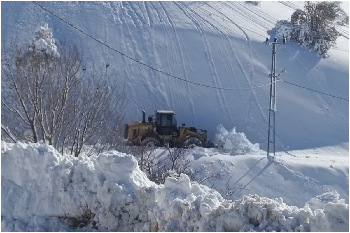 Battalgazi’de karla mücadele çalışmaları devam ediyor