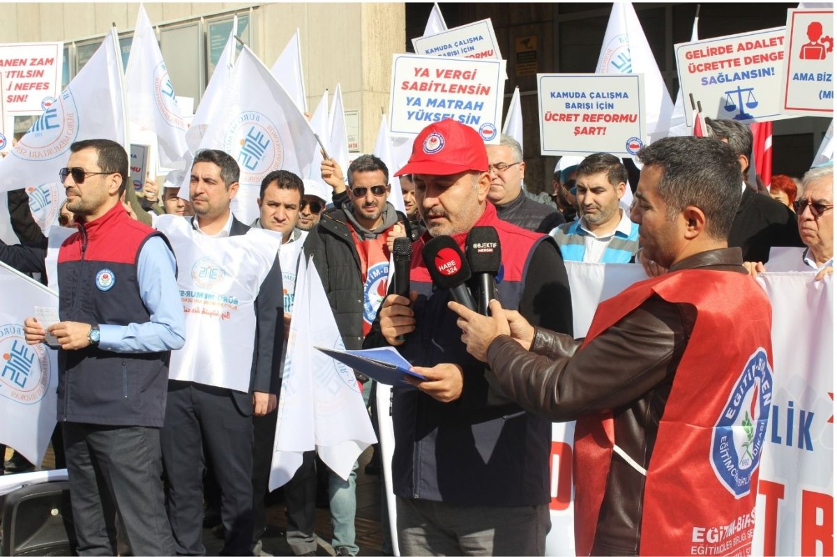 Mersin Eğitim Bir-Sen İl Başkanı Yıldız : Ücrette dengesizlik, gelirde adaletsizlik bitsin