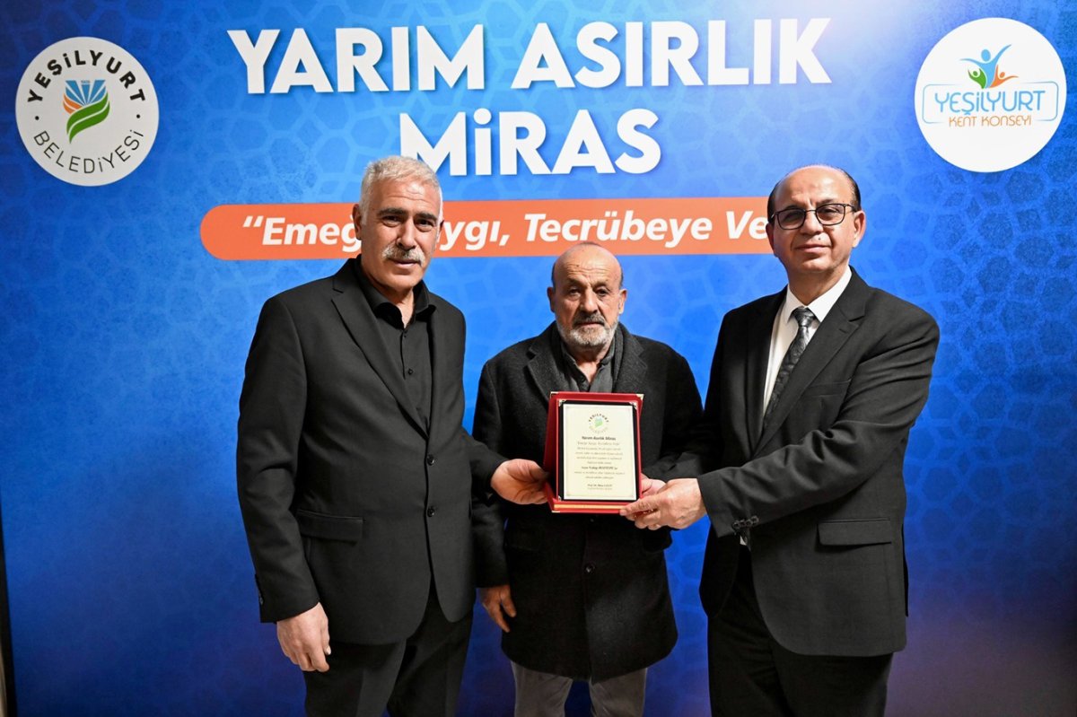 Malatya'da Ustalara vefa: Yarım asırlık emekler plaketle taçlandırıldı