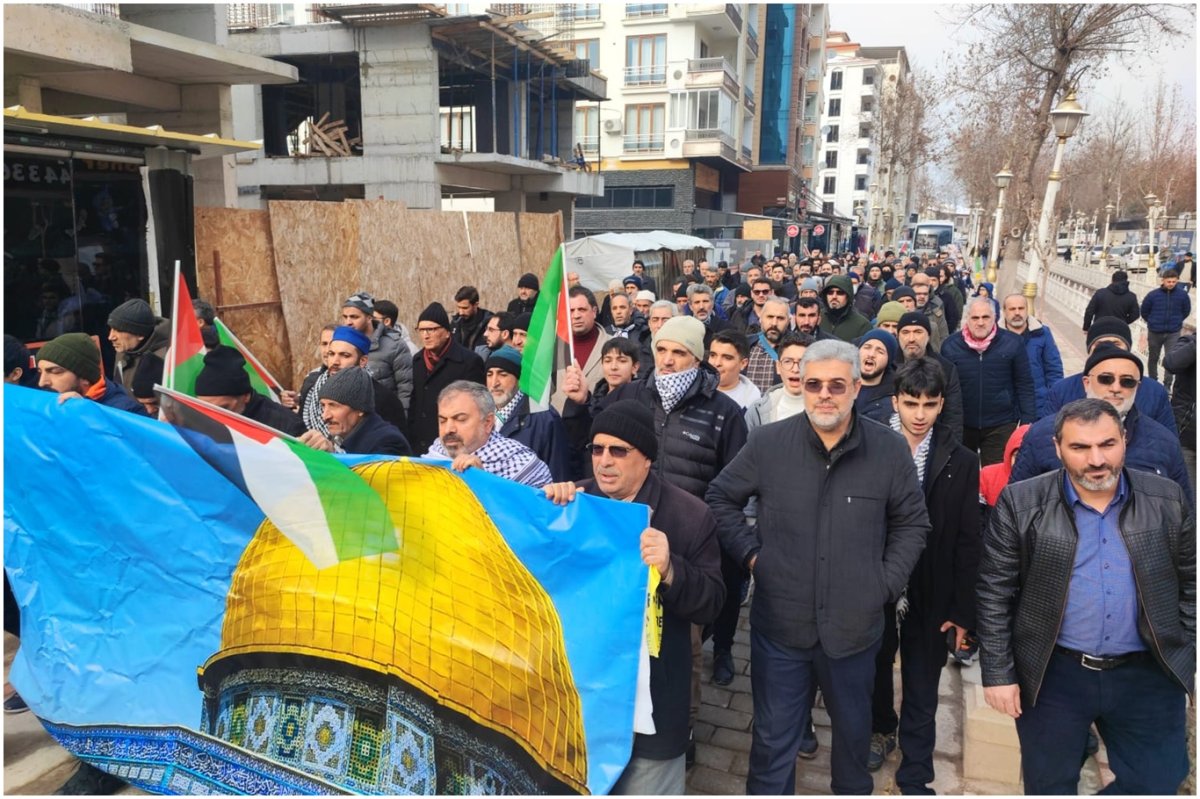 “Gündemimiz Kudüs olsun” yürüyüşü
