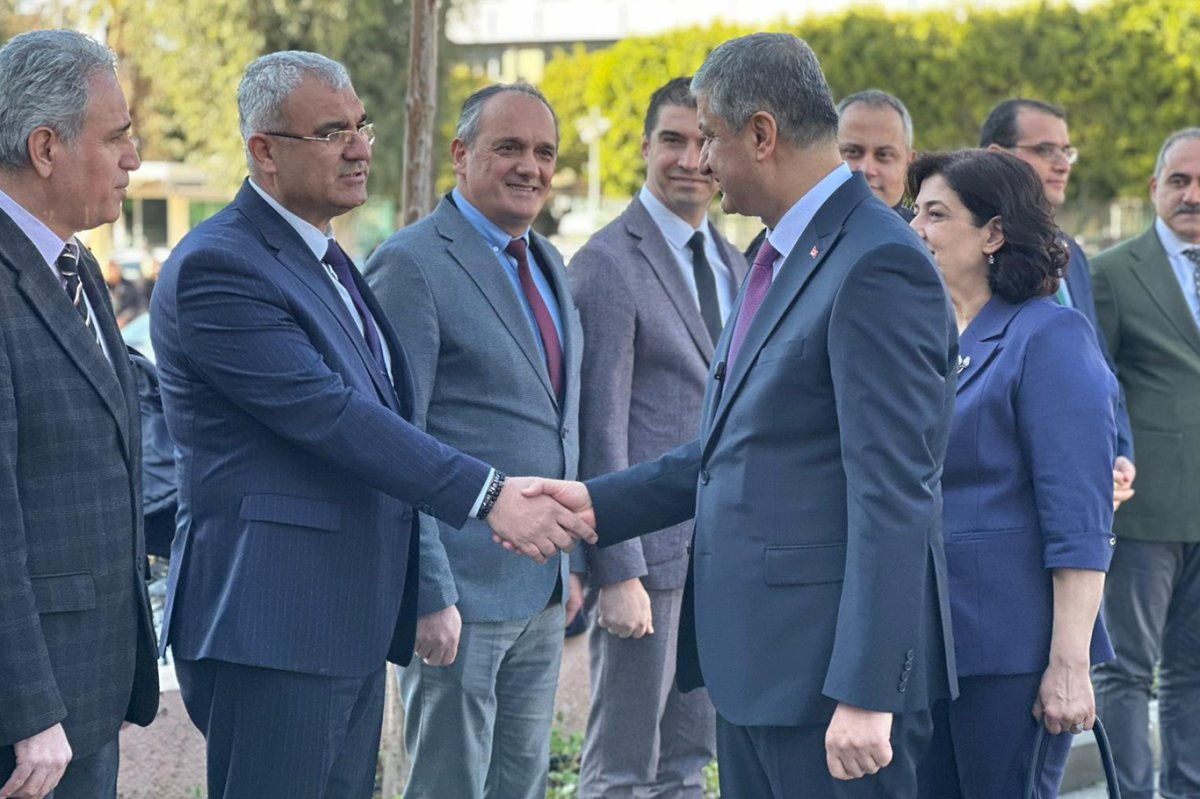 Mustafa Yavuz, Adana Valiliği görevine başladı