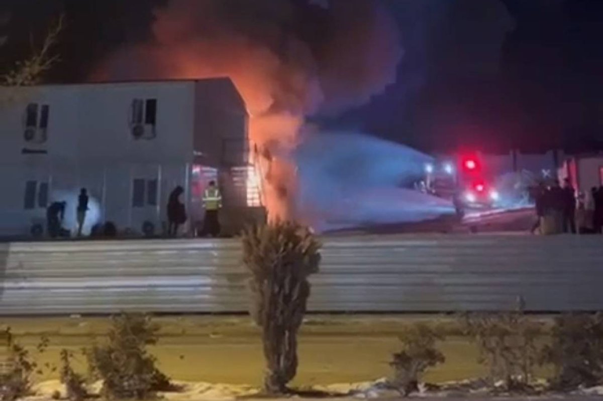 Malatya'da işçilerin kaldığı prefabrik yapıda yangın