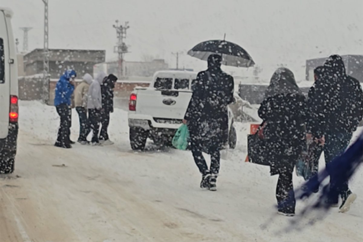Batman-Beşiri yolunda araçlar mahsur kaldı