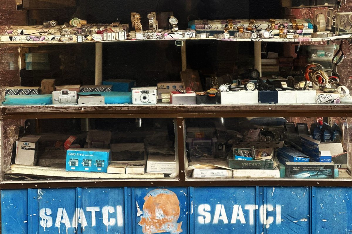 30 yıldır zamanı onaran usta uyardı: Dünya fanidir