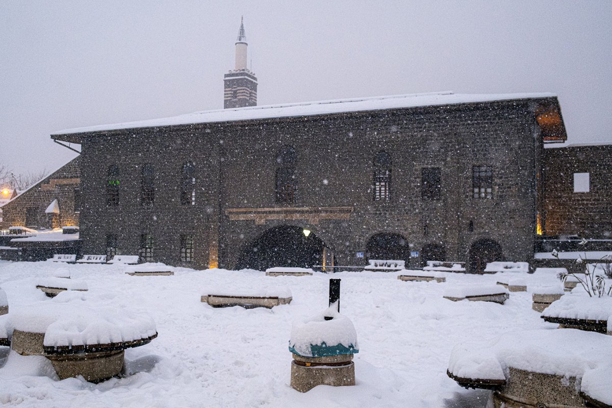 Meteorolojiden Diyarbakır için kuvvetli kar yağışı uyarısı