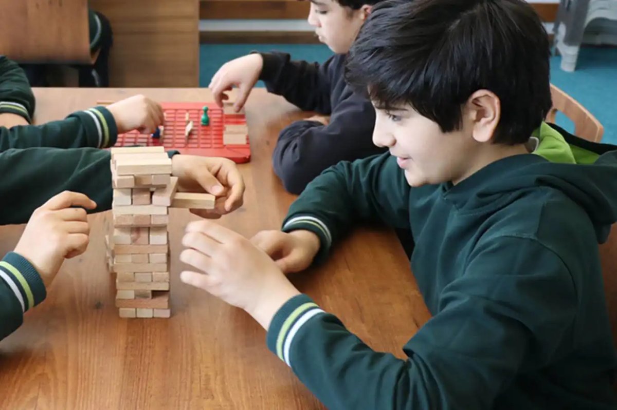 Psikolog Özçelik: Empati eksikliğinin temel sebebi oyun ve ebeveyn tutumu