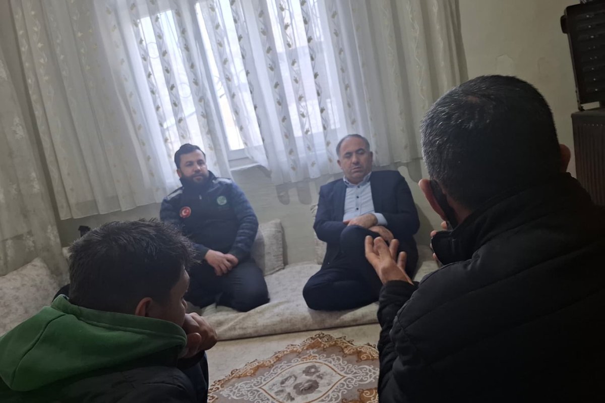 Umut Kervanı Genel Başkan Yardımcısı Elibüyük'ten Van'da yoğun mesai