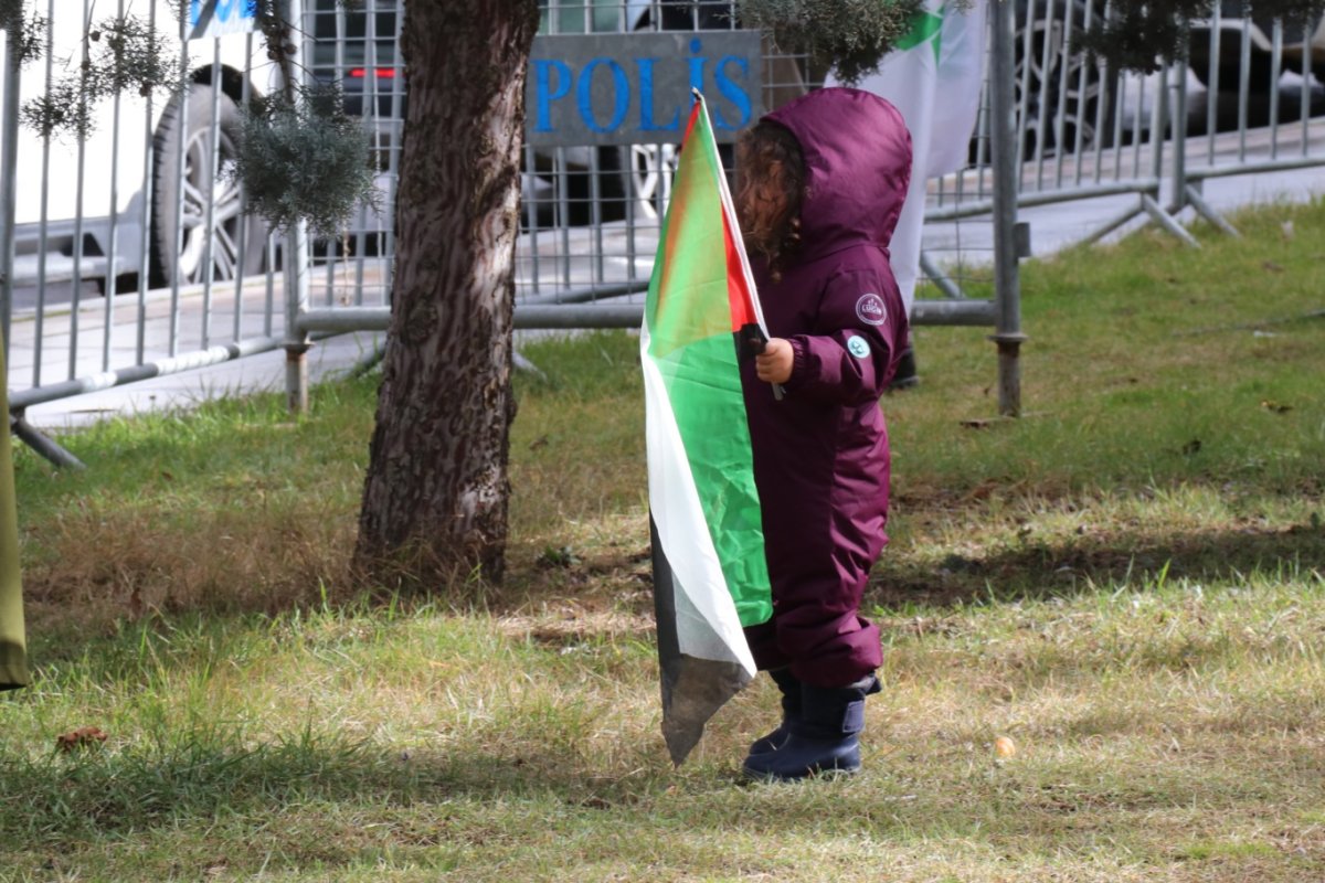 ABD Büyükelçiliği önünde Gazze nöbeti başlatıldı