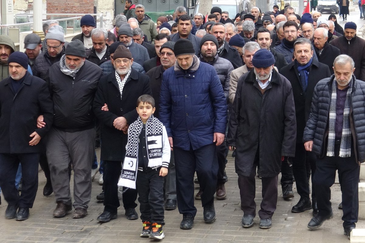 Malatya'da "Dünya Esirler ile Dayanışma Günü" yürüyüşü