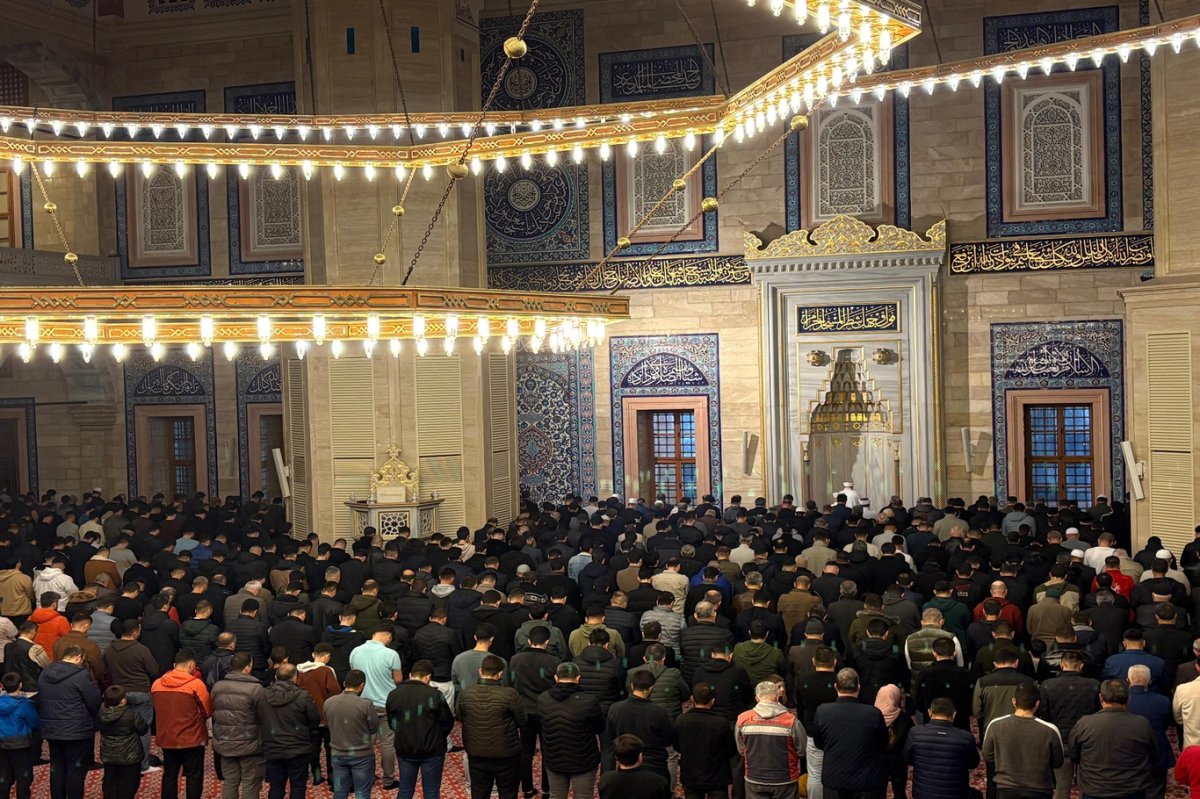 Adana’da Berat Kandili coşkuyla idrak edildi