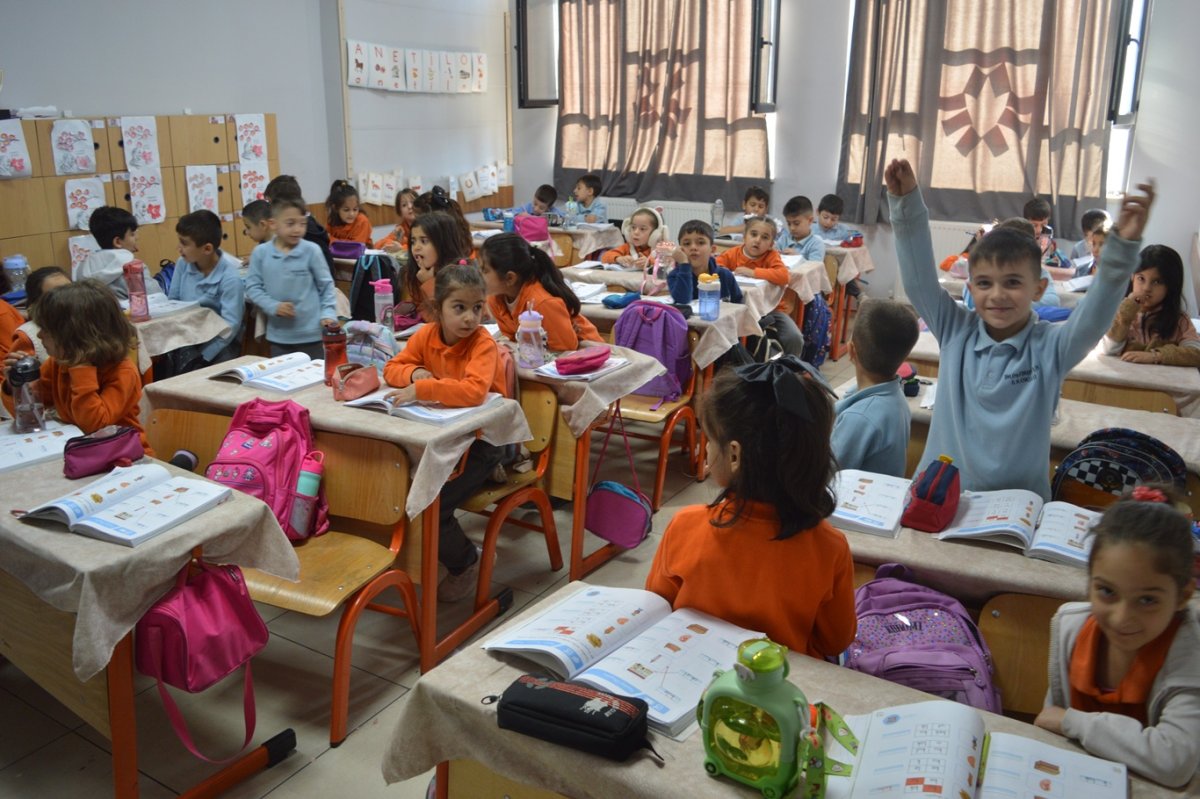 Tatilden dönen öğrenciler: Okullarda bulaşıcı hastalık riski artıyor