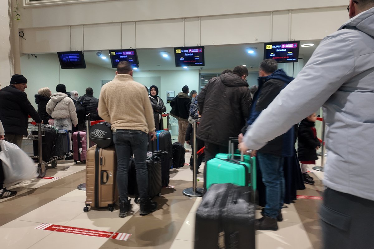 Umre yolcuları Ağrı’dan kutsal topraklara uğurlandı