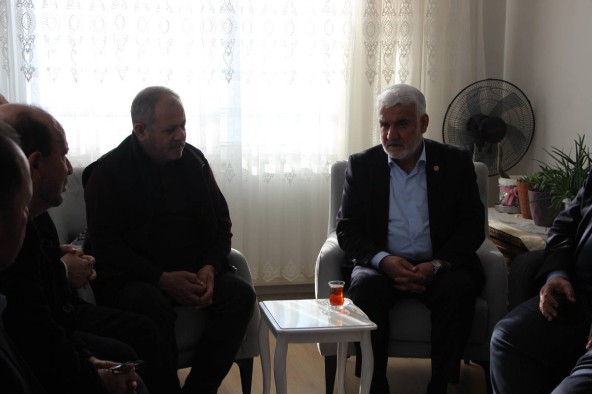 HÜDA PAR Genel Başkanı Yapıcıoğlu'ndan Kahramanmaraş'ta depremzede Özdemir ailesine ziyaret