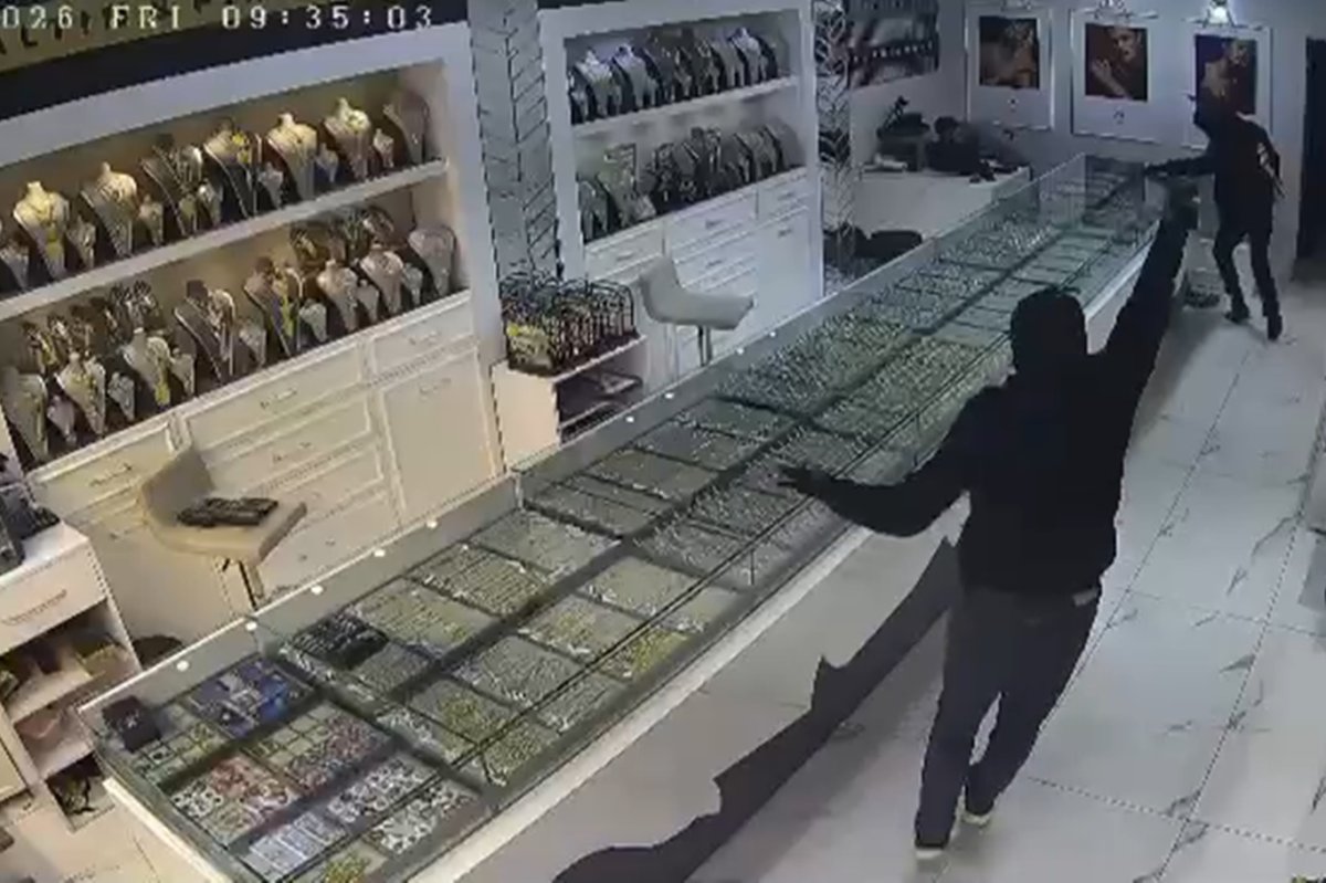 Kuyumcu soygununun güvenlik kamerası görüntüleri ortaya çıktı