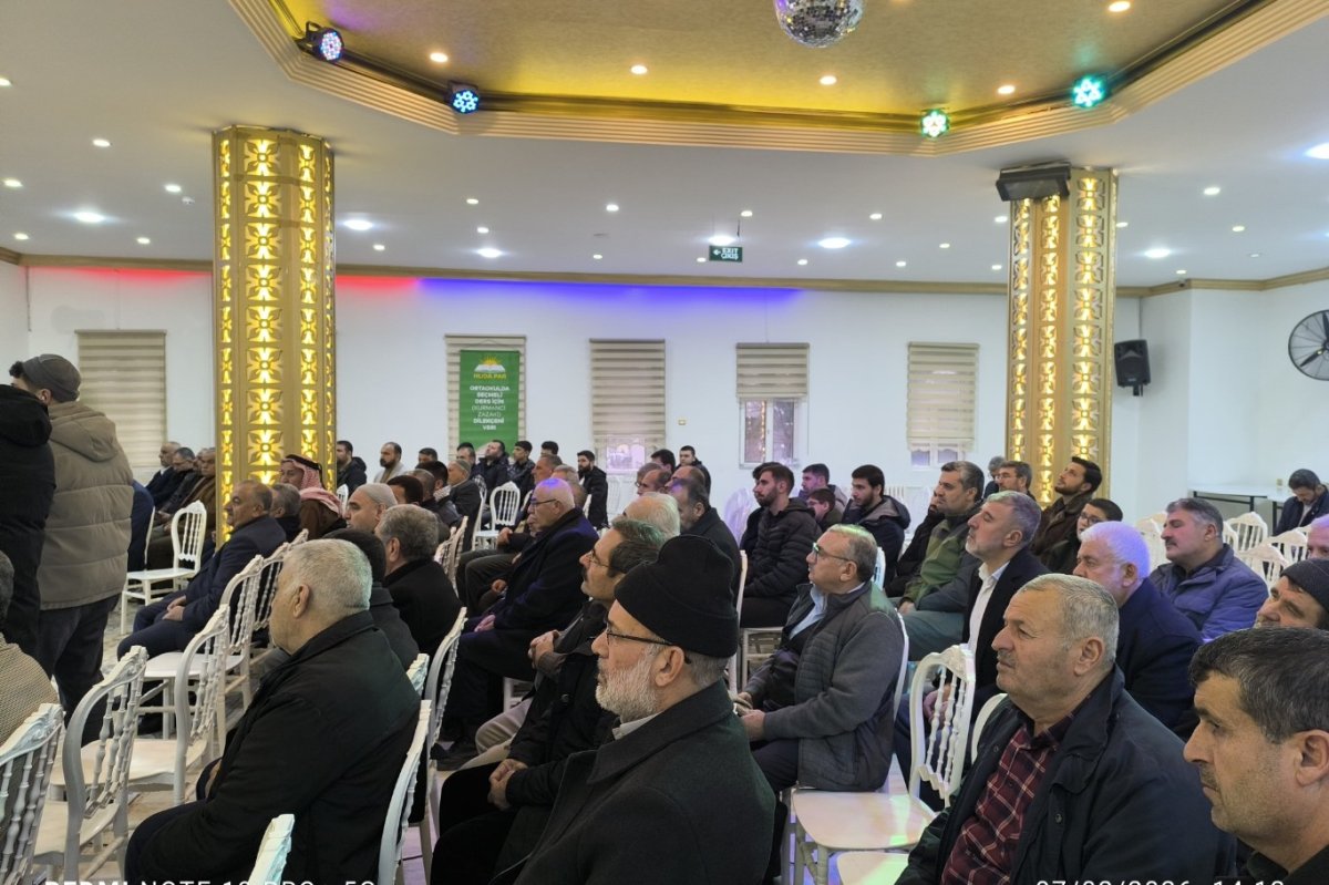 Mardin’de “Ana Dilimi Seçiyorum” paneli başladı