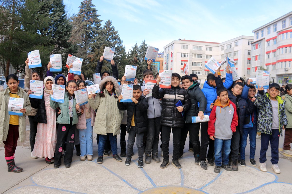 Siyer yarışması Diyarbakır'da onbinlerin katılımıyla gerçekleşti
