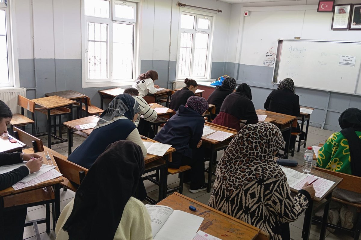 Yetişkin katılımcılardan Siyer Yarışması’na tam not