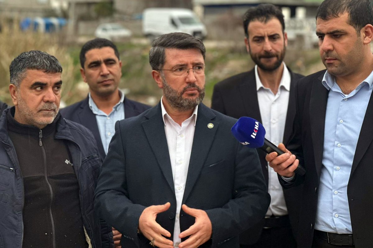 Adana'da vatandaşlardan ve siyasilerden CHP’li belediyeye "dere" tepkisi