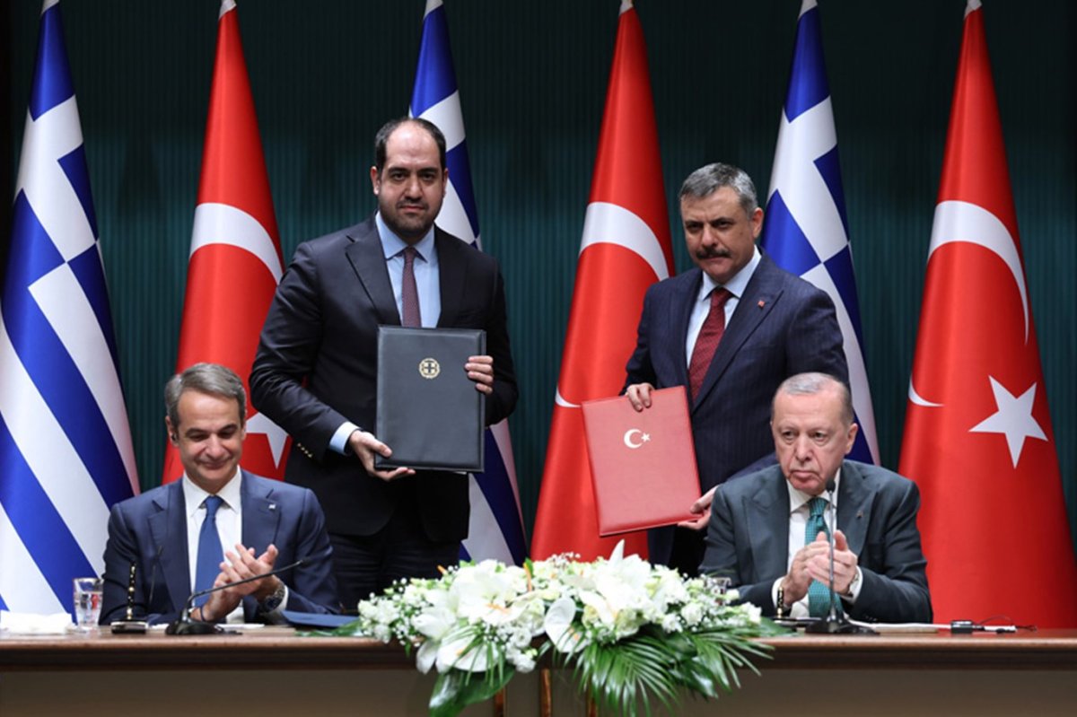 Cumhurbaşkanı Erdoğan: Miçotakis'le Gazze'deki gelişmeleri değerlendirdik, Batı Şeria'da son kararları reddediyoruz