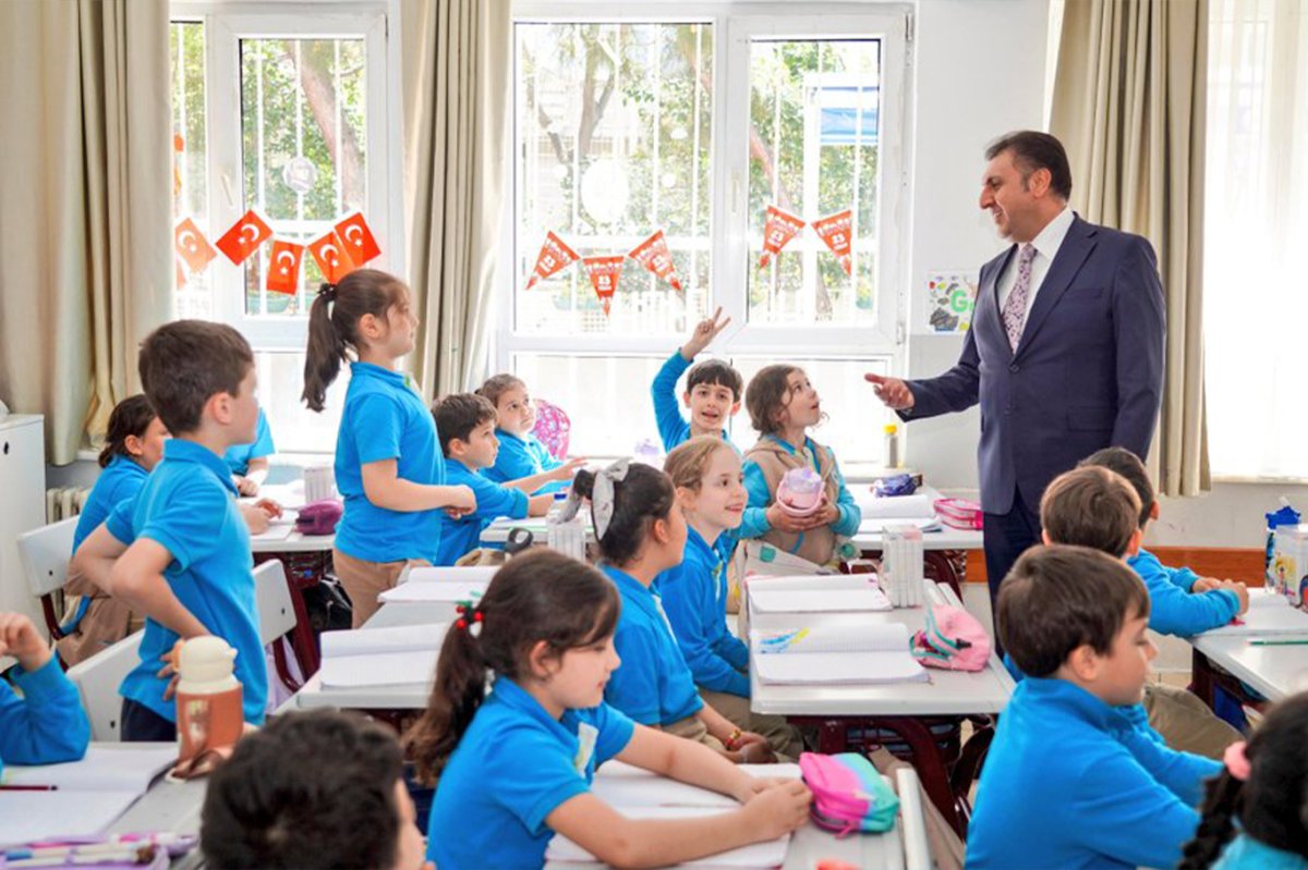 İstanbul'da "Nezaket Haftası" kapsamında "Nezaket Koridoru" açılışı