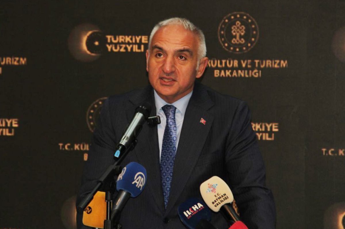 Bakan Ersoy, Batman'da 3 kütüphanenin toplu açılışını gerçekleştirdi