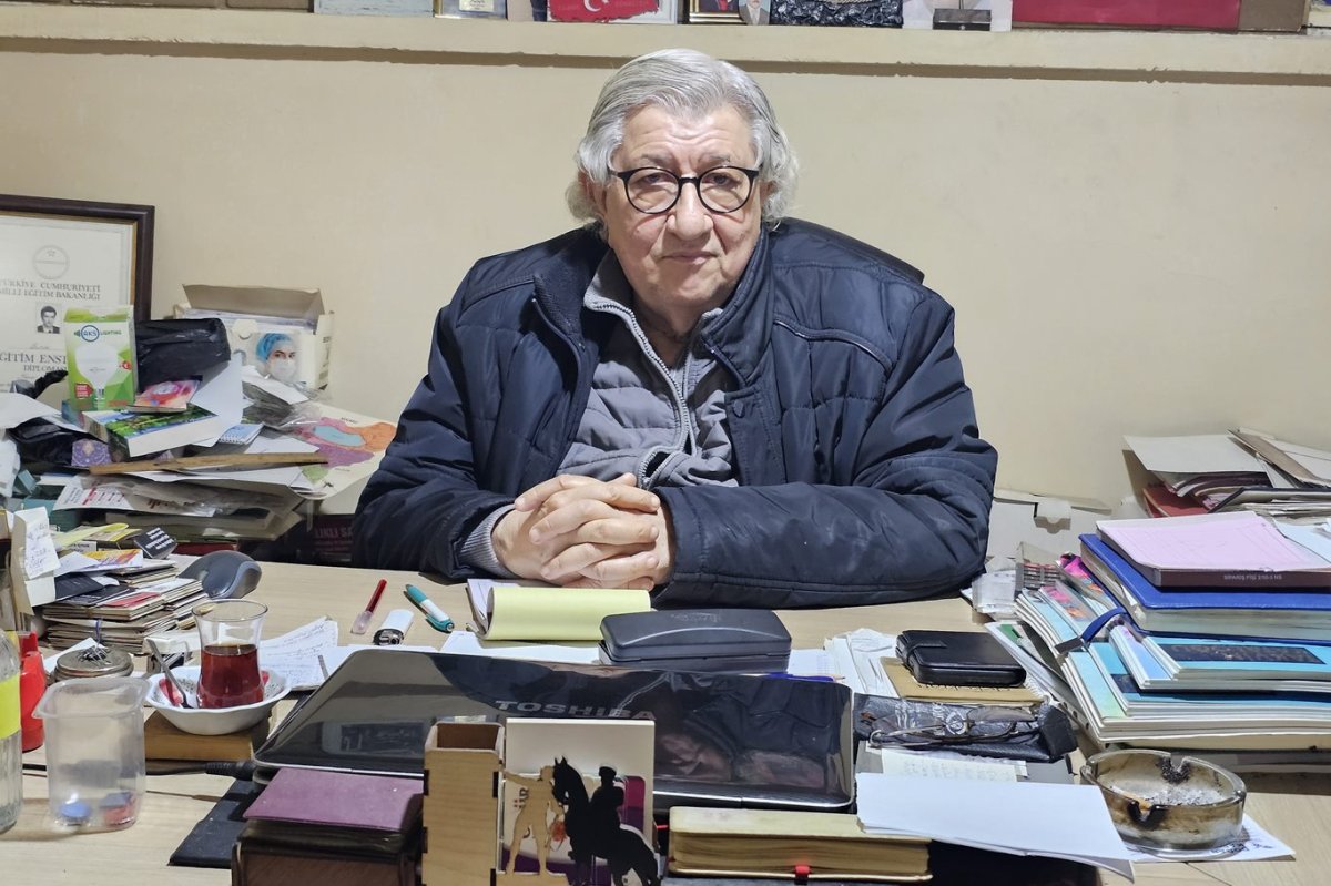 Türkiye’nin en eski ve 52 yıllık takvim ustası Ertürker: İmsakiye ve takvim devri kapanıyor