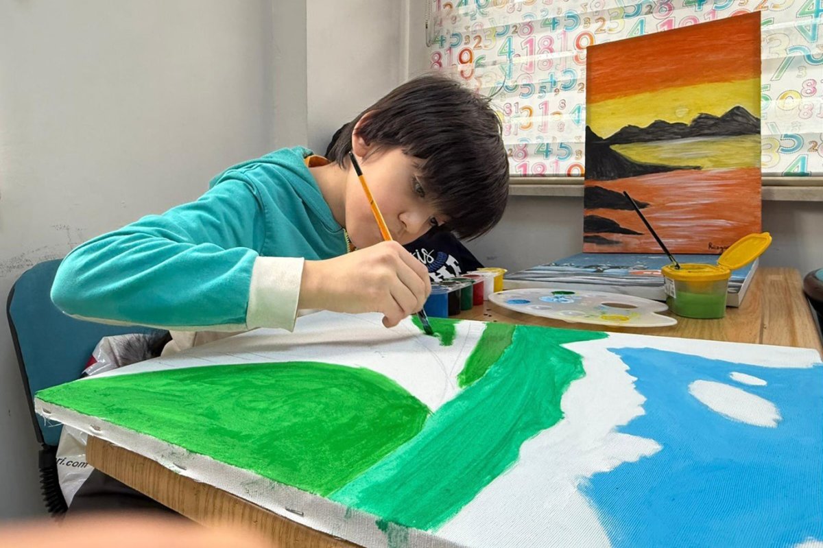 Yeşilyurt Belediyesi minik yetenekleri sanatla buluşturuyor