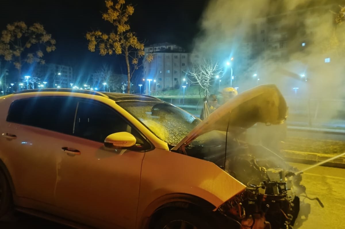 Batman'da direksiyon hakimiyetini kaybeden sürücü kaza yaptı