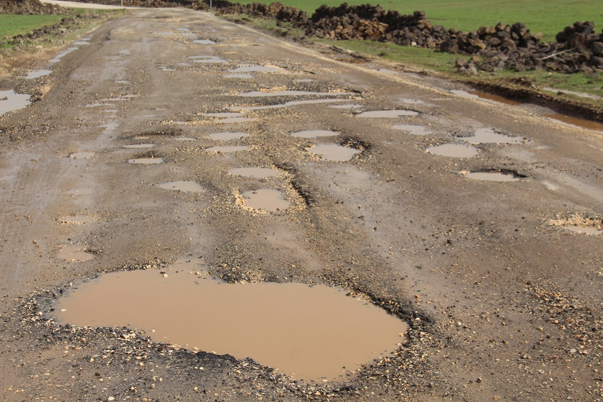 HÜDA PAR Çınar İlçe Başkanından çağrı: Kırsaldaki grup yollarına gerekli bakım ve onarım yapılmalı