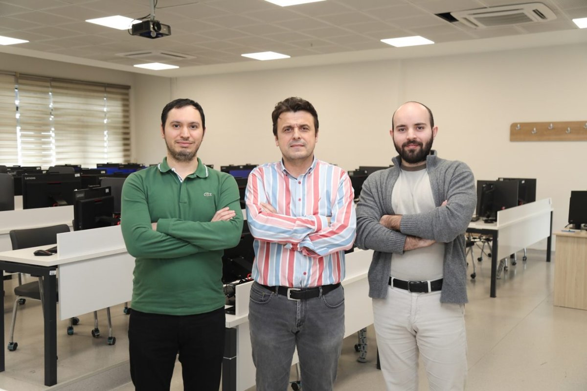 Bursa'da endüstriyel arızaları gerçekleşmeden bildiren yapay zeka geliştiriliyor