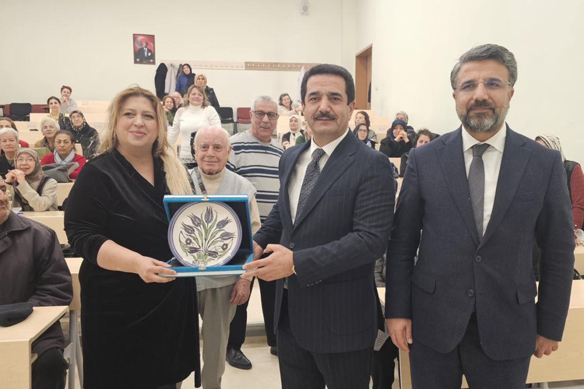 Battalgazi Belediye Başkanı Bayram Taşkın'dan Tazelenme Üniversitesi öğrencilerine ziyaret