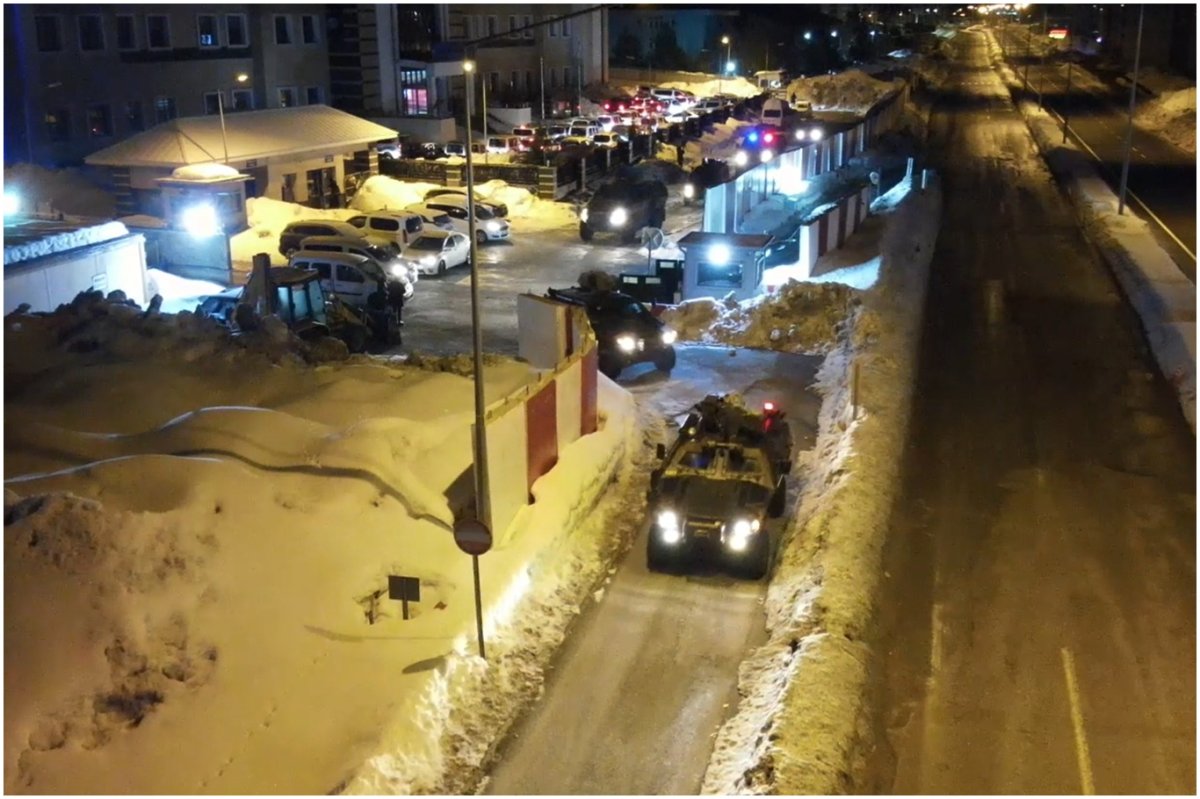 Bitlis’te tefecilik şebekesi operasyonunda 7 kişi tutuklandı