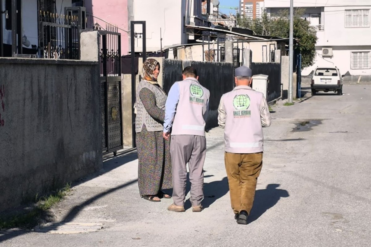 Tarsus Umut Kervanı’ndan Ramazanda kırmızı et yardımı
