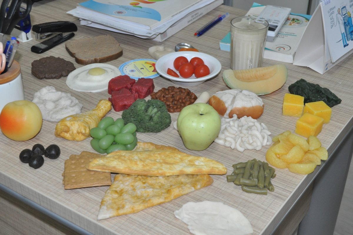 Diyetisyen Ceceli'den Ramazan'da doğru beslenmenin 3 temel kuralı