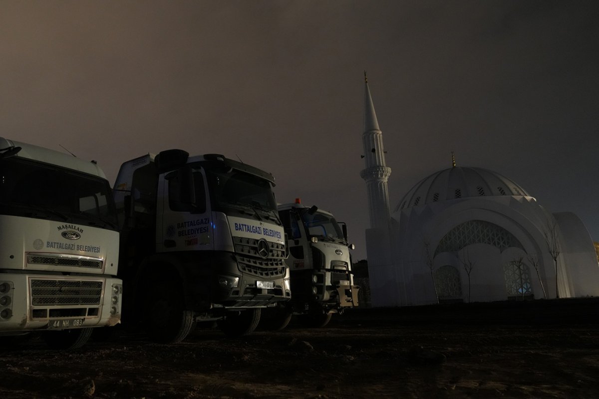Battalgazi'de Çamurlu TOKİ cami çevresindeki çalışmalar tamamlandı