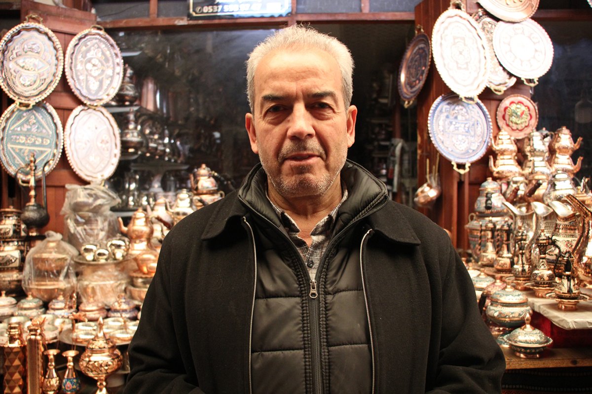 Elektrik kesintileri Tarihi Bakırcılar Çarşısı esnafını bezdirdi