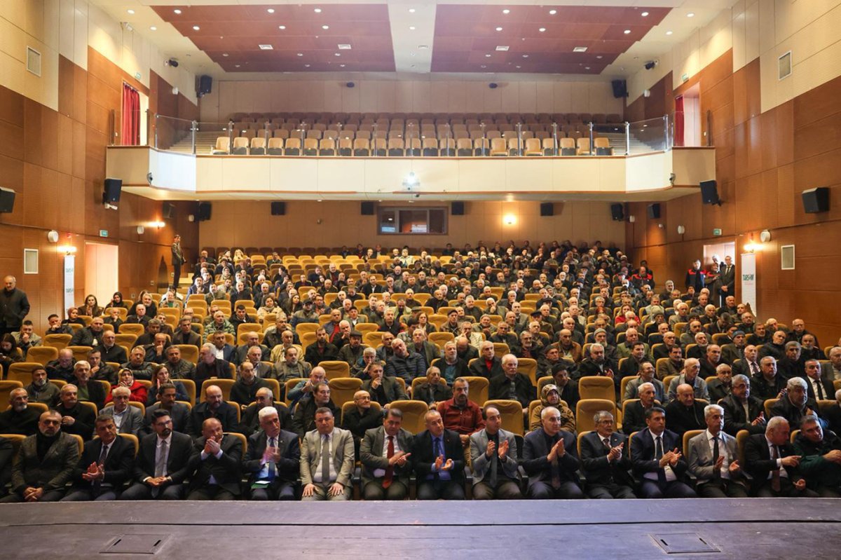 Malatya'da kayısı üreticilerine bitkisel üretim planlaması ve yeni destekleme modeli eğitimi