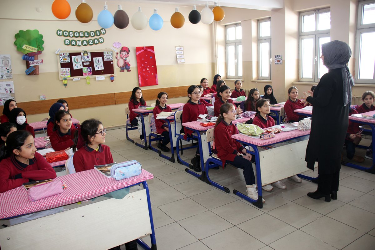 Okullarda "Maarif’in Kalbinde Ramazan" heyecanı ile gönüller inşa ediliyor