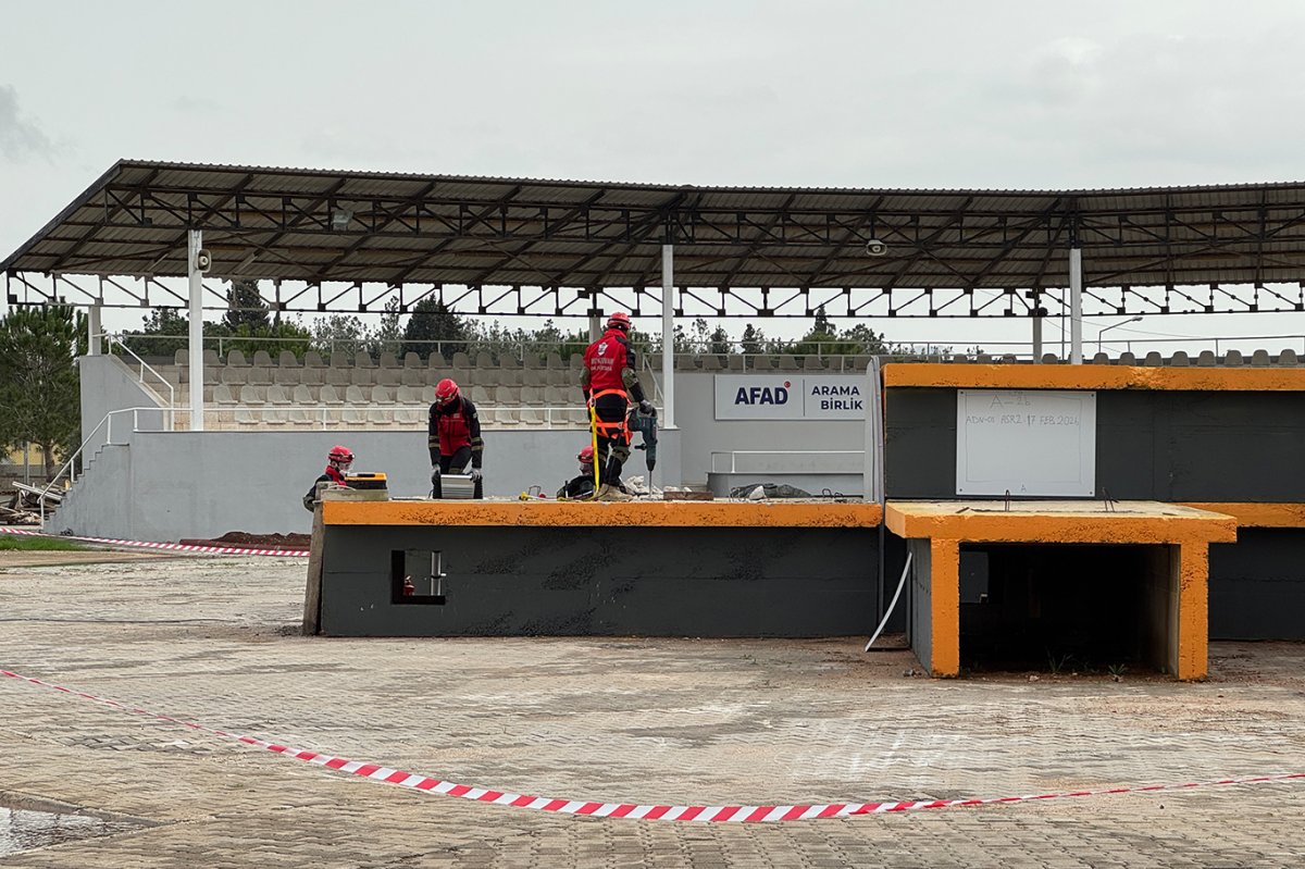 Adana Umut Kervanı arama kurtarma ekibi akreditasyon sınavını başarıyla tamamladı