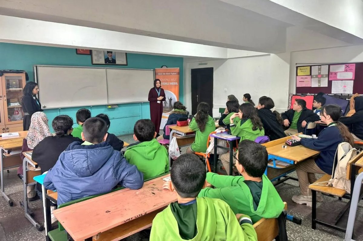 Belediye Başkanı Geçit: Güçlü ailenin temeli bilinçli bireylerden geçer