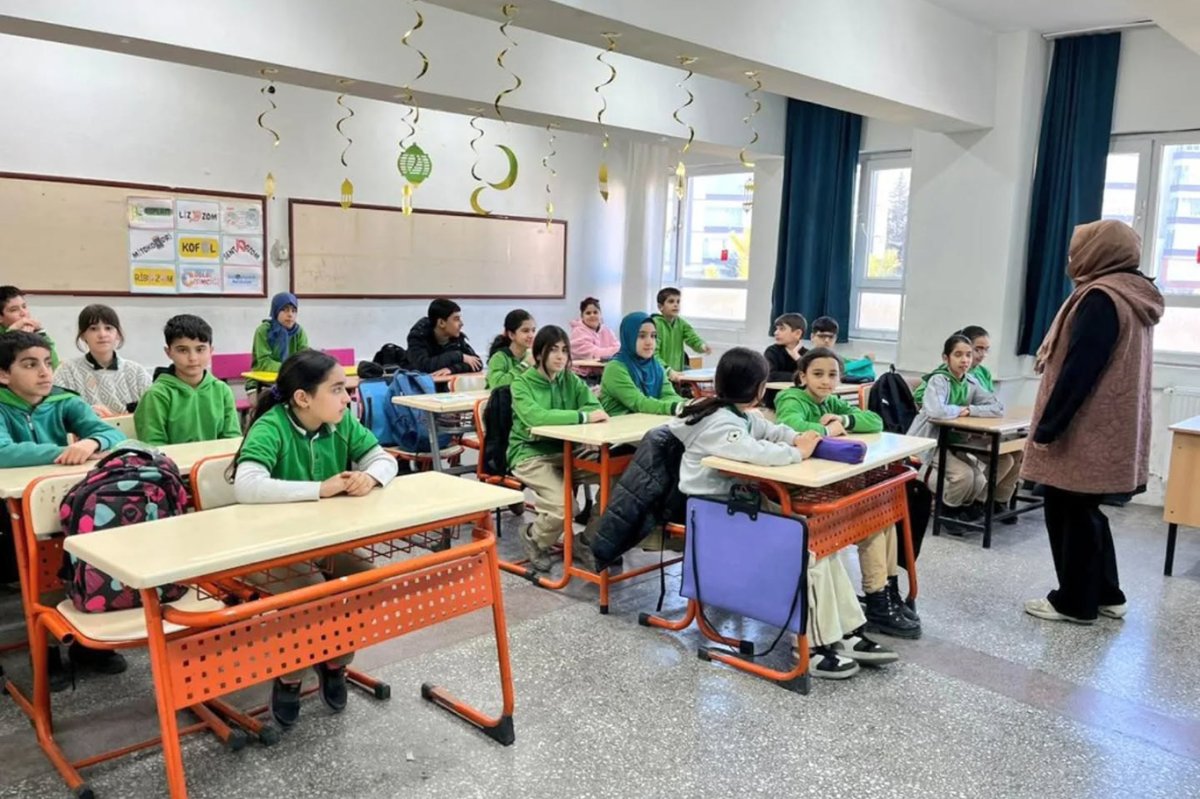 Belediye Başkanı Geçit: Güçlü ailenin temeli bilinçli bireylerden geçer