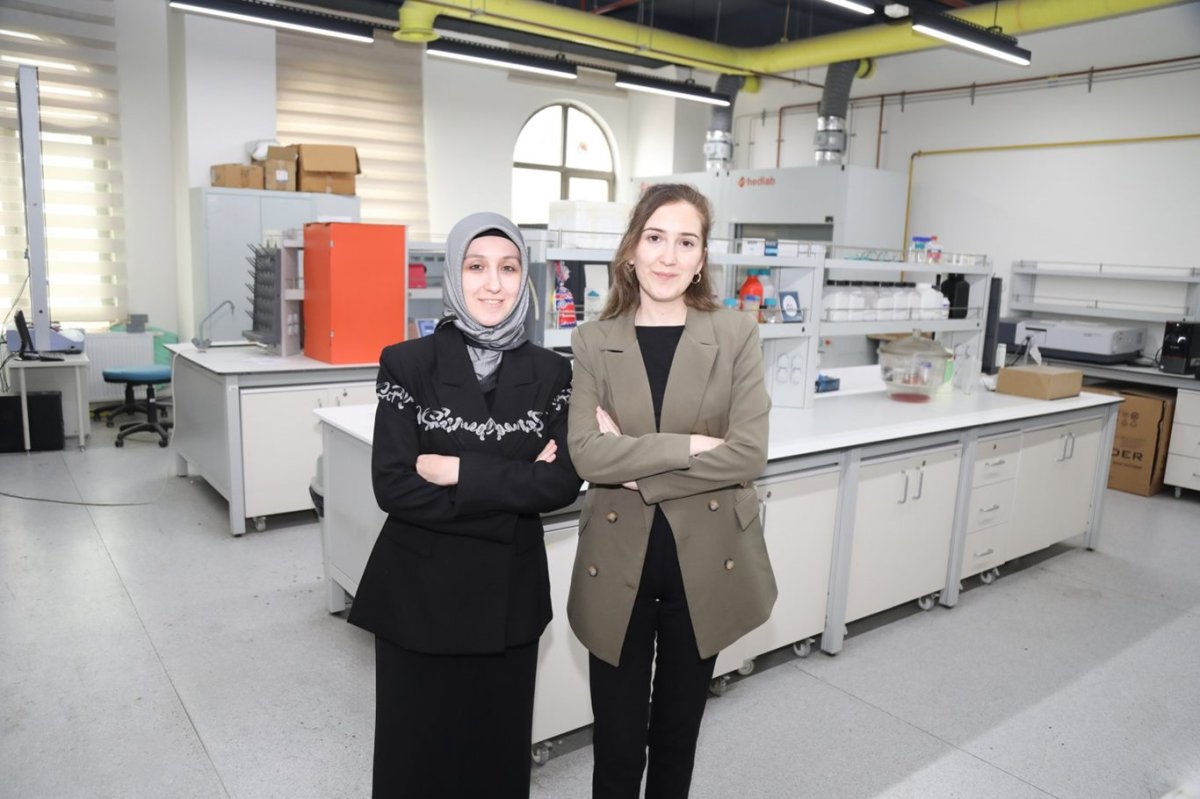 Bursa'da akademisyen diş tedavilerinde kontrollü iyileşme sağlayan yerli ürün geliştiriyor