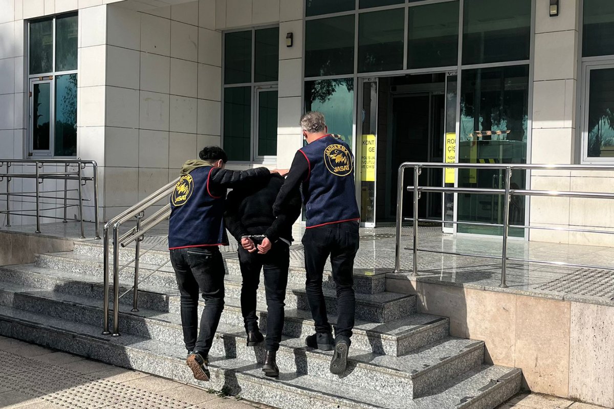 Adana’da aranan 3 şahıs yakalandı