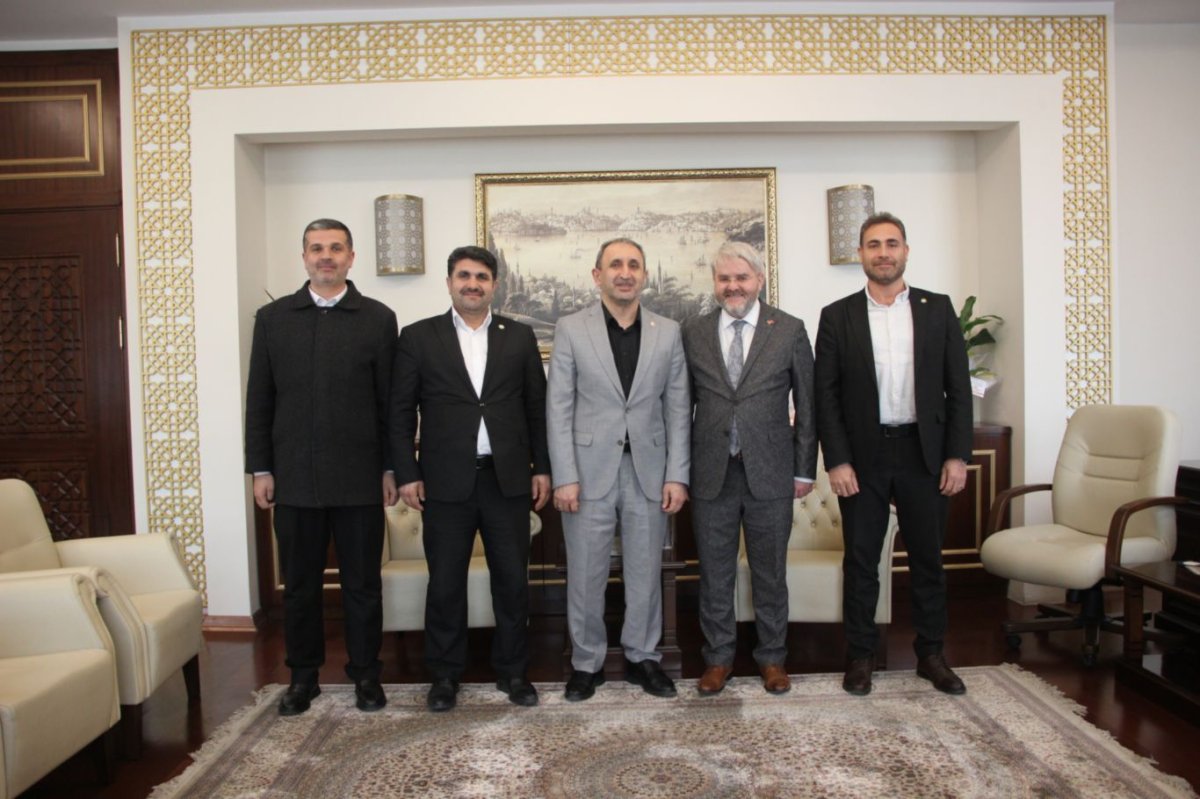 HÜDA PAR Milletvekili Demir Gaziantep'te çeşitli ziyaretlerde bulundu