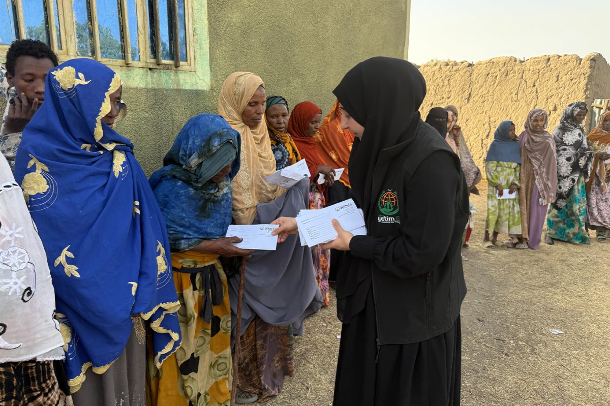 Fransa Yetim Eli'nden Etiyopya'da nakdi yardım