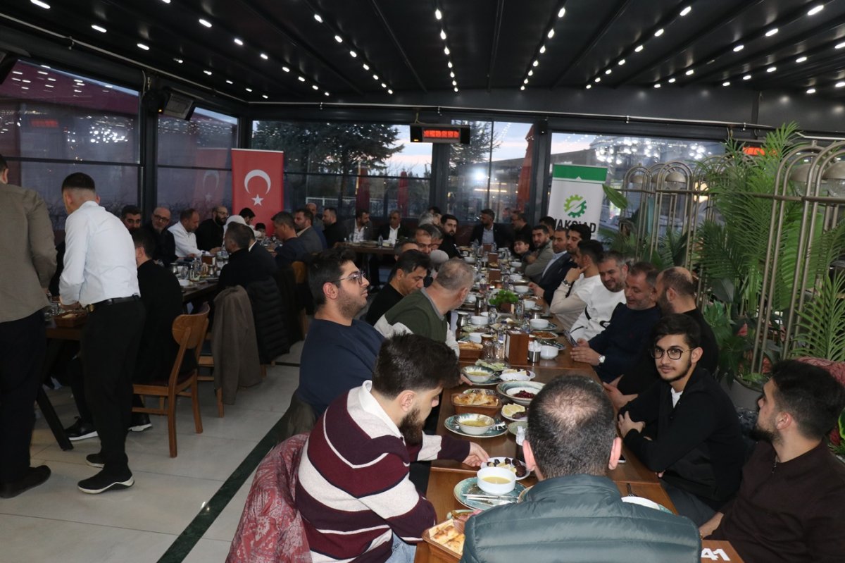 HAKSİAD Ankara Şubesi iftar programında buluştu