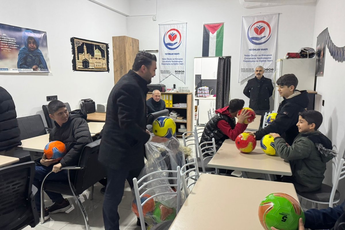 Yetimler Vakfı’ndan Ankara’da yetim çocuklara iftar programı