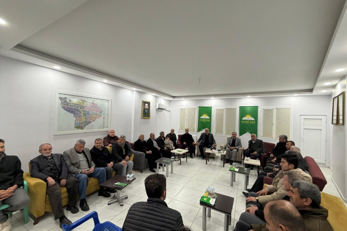 HÜDA PAR Milletvekili Demir, Nusaybin’de teşkilatla buluştu