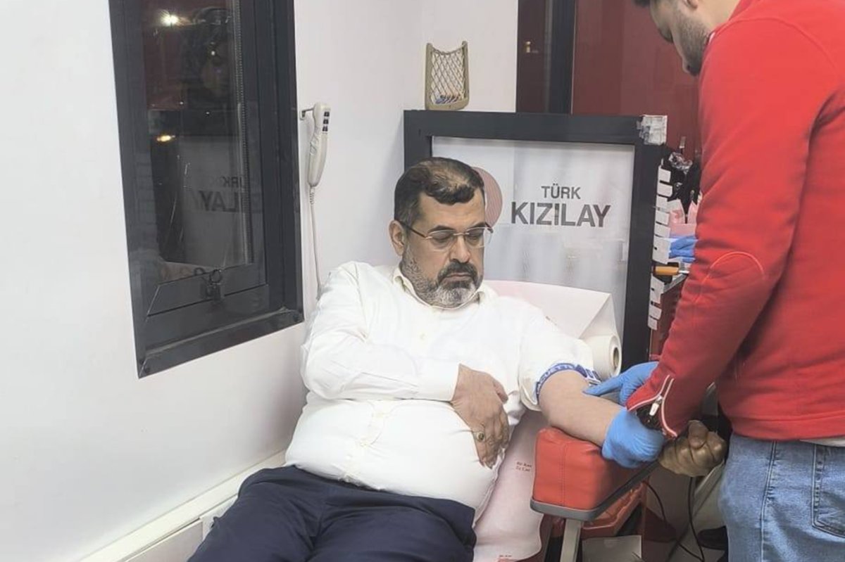 Batman İl Müftülüğü personeli ve vatandaşlardan kan bağışı